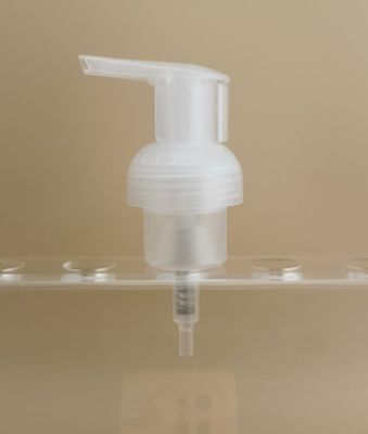 Delicaat ontworpen doorzichtige plastic schuimpomp voor shampooflessen