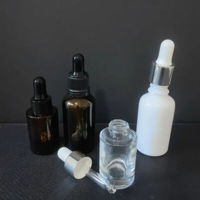 Hot Sale Product Oog Gezicht Essentiële Olie Cosmetische Verpakking Helder 15 ml 30 ml 50 ml Platte Vierkante Glazen Druppelflesje