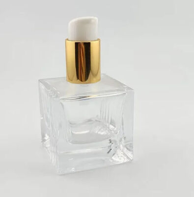 Op maat gemaakte cosmetische verpakking Parfum glasfles met pompspuit