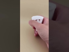 Kleine witte kunststofpremer K601-2 voor kappers