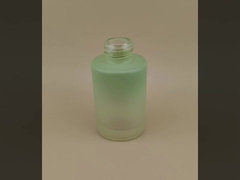 Nieuw Ontwerp Matcha Groene Geribbelde Glazen Fles voor Lotion