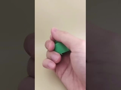 Groene plastische ribbengele kap voor verffflessen