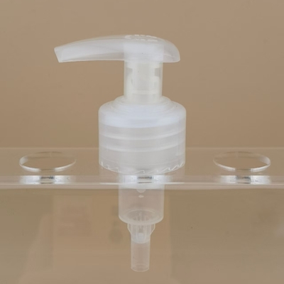 Doorzichtige witte lotion pomp links-rechts slot K204-4 voor huidverzorging