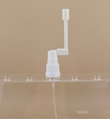 Witte mist sproeier oraal K310B met een lange mond voor medicijnen