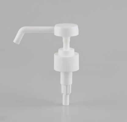 Behoorlijke afbreekbare huishoudelijke chemicaliën sanitizer K206-9 PP plastic fles met lange spuitstuk dispenser pomp