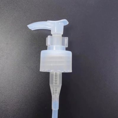 Groene aangepaste PP materiaal lotion dispenser pomp met clip slot voor vloeibare zeep huidverzorgingslotion