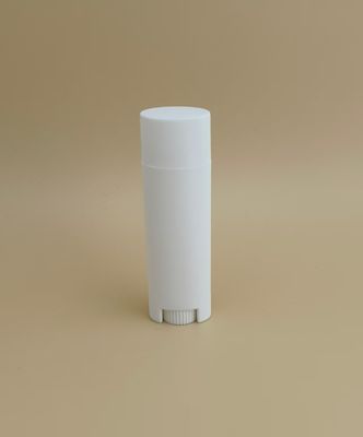 ISO9001 ISO14001 gecertificeerd Plastic Wit Kleine Ellipse Glad Lipbalsem Verpakking Ideaal voor Lipsticks Cosmetische containers