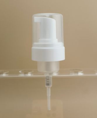 Delicaat ontwerp witte plastic grote schuimpomp voor bodywash flessen