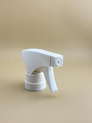 Nieuw ontwerp Snap-on plastic watersproeier met sproeikop voor thuis schoonmaken