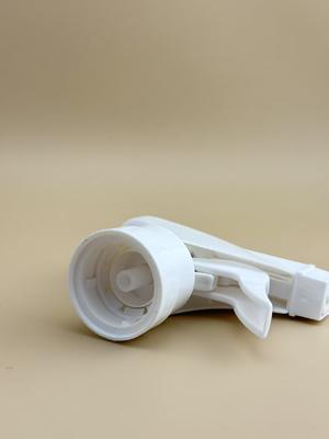 Nieuw ontwerp Snap-on plastic watersproeier met sproeikop voor thuis schoonmaken