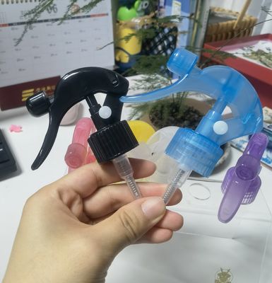 Doorzichtige mini-afstartersprayer voor huishoudelijke reiniging