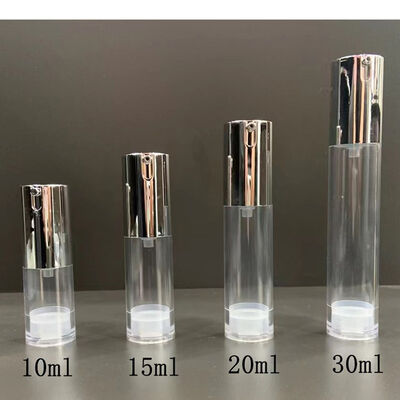 Zilverachtige airless lotionfles voor huidverzorging