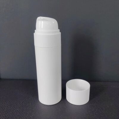 Luxe hervulbare 30 ml cosmetische witte plastic vacuüm cosmetische serumlotion Airless fles met pompsproeier