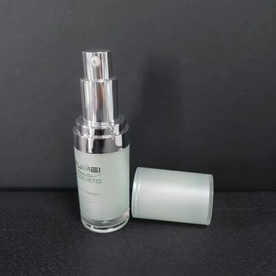 Luxe hervulbare 30 ml cosmetische witte plastic vacuüm cosmetische serumlotion Airless fles met pompsproeier