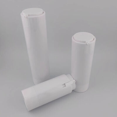Witte draagbare airless pompfles en reisgemak voor gezichtsverzorging