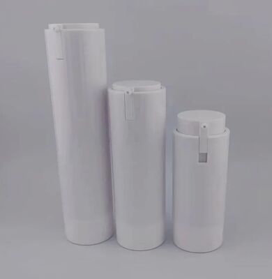 Witte draagbare airless pompfles en reisgemak voor gezichtsverzorging