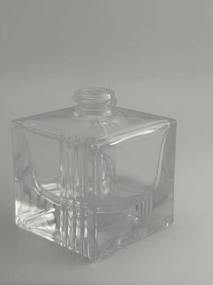 30 ml uniek ontworpen parfum glasfles met sproeier