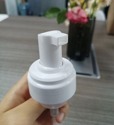PE-pomp voor vloeibare zeep zonder lekken Multifunctionele pomp voor crème met dop K515