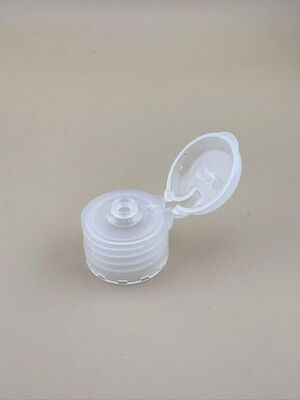 Zwarte matte flip top cap 24/410 voor shampoo fles