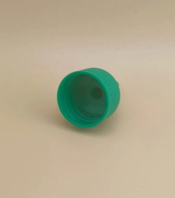 Groene plastische ribbengele kap voor verffflessen