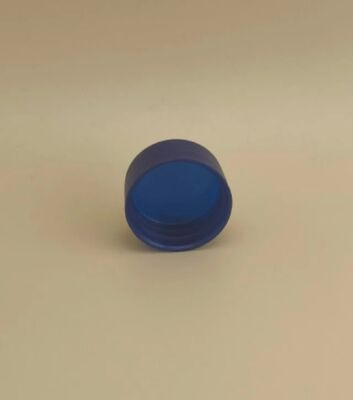 Delicaat ontworpen donkerblauwe plastic dop voor huidverzorgingsflessen