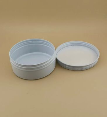 Witte zilveren aluminium koffer met schroefkap voor cosmetica