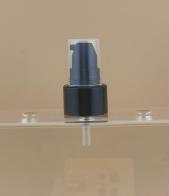 Zwarte plastic crèmepomp met K701-1-certificaat voor cosmetische flessen