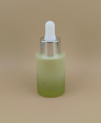 Nieuw ontwerp Duidelijke geleidelijke verandering Groene Matte Ronde Dropper Fles K-GBL30 voor Essence